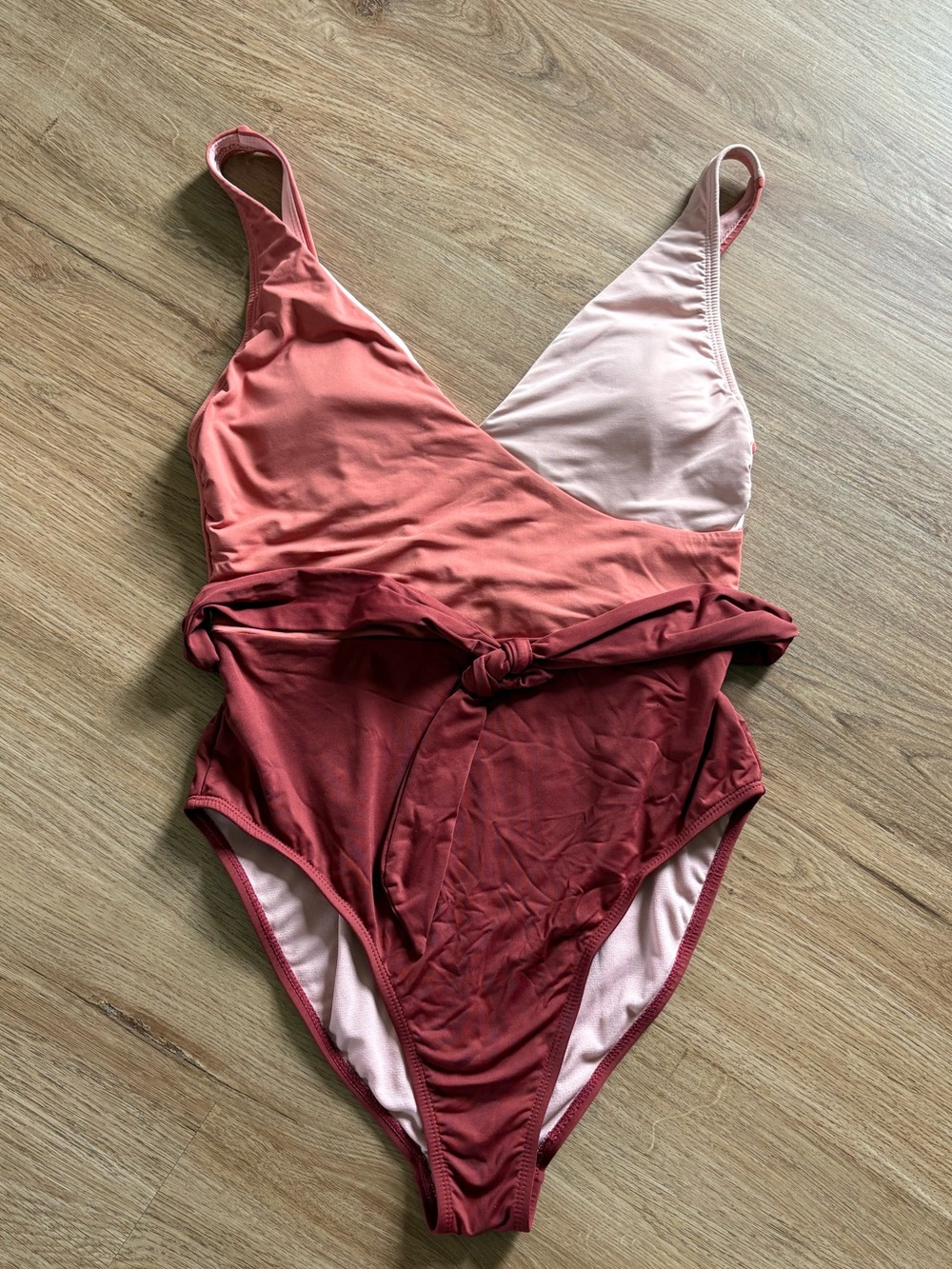 Womens Colorblock One-Piece Swimsuit in Dusty Rose & Blush